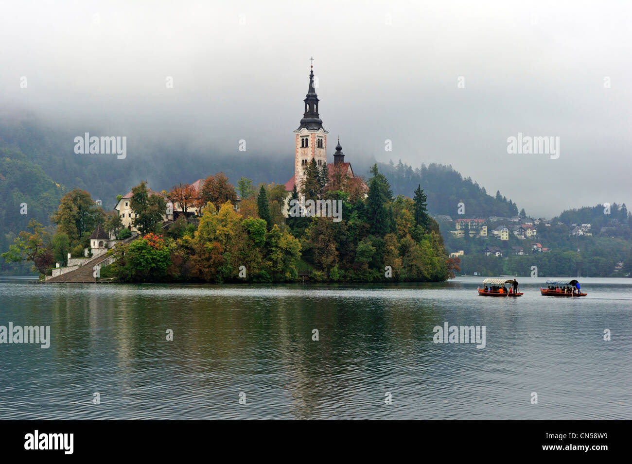 Slowenien, Region Gorenjska, Insel des Bleder Sees, Kirche Mariä Himmelfahrt Stockfoto