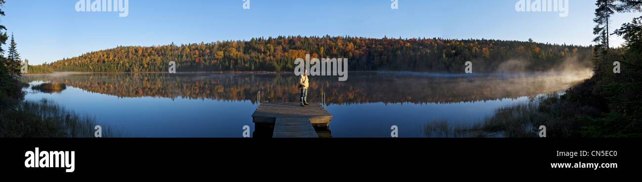 Kanada, Quebec Provinz Mauricie National Park, den Farben des Indian Summer, See Modena, Promenade Stockfoto