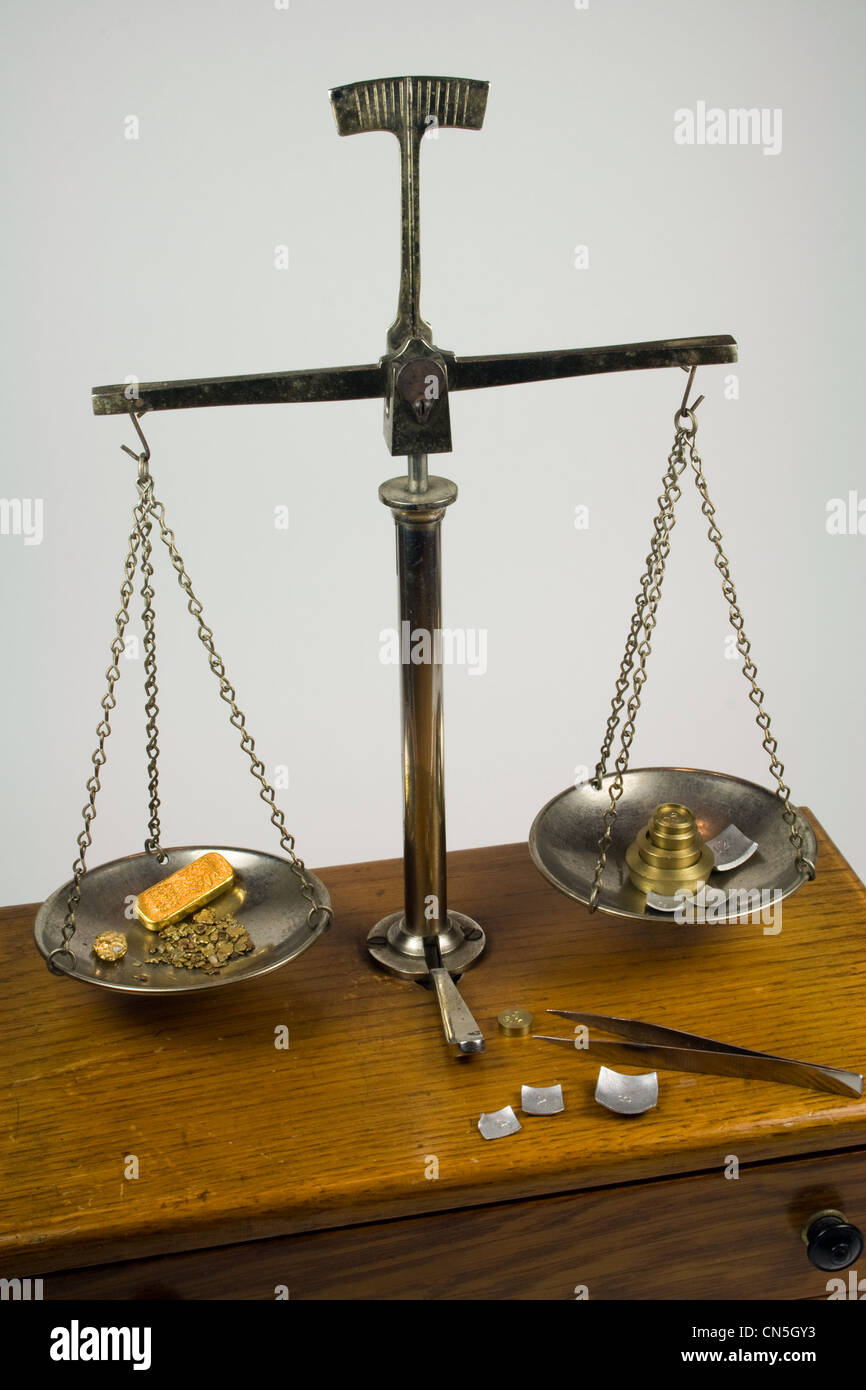 Antike Waage Waage Aus Kalifornien Verwendet Um Gold Nuggets Wiegen Stockfotografie Alamy