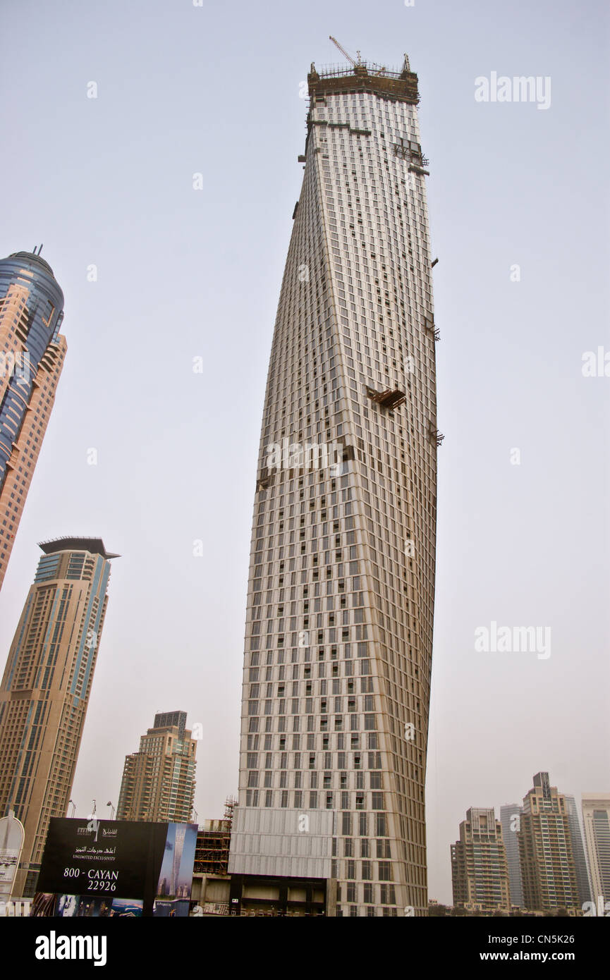 Cayan Infinity Tower, Dubai Marina, Dubai, Vereinigte Arabische Emirate Stockfoto