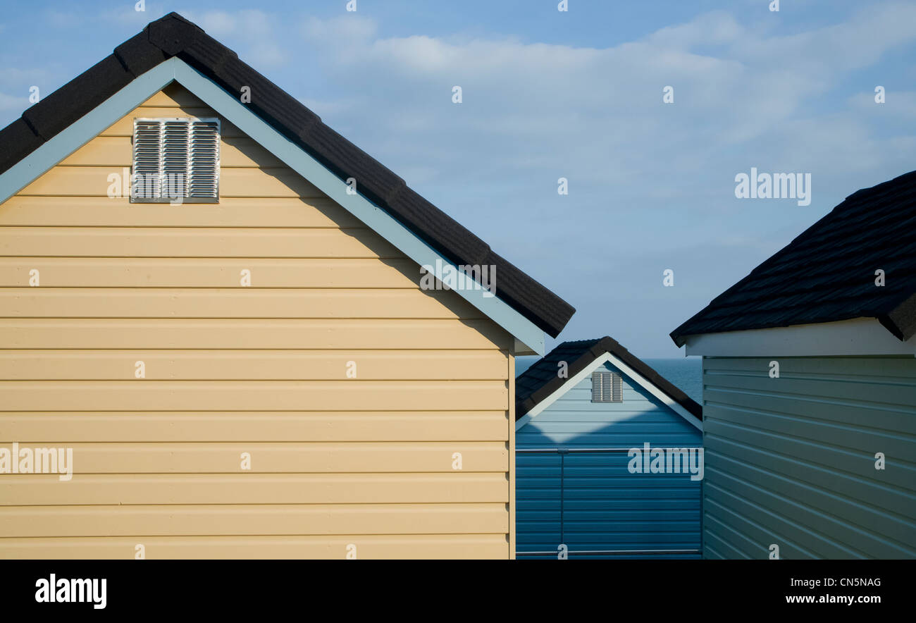 Strandhütten in Bournemouth. Stockfoto