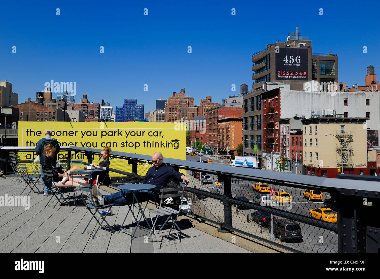 Vereinigte Staaten, New York City, Manhattan, Meatpacking District (Gansevoort Market), die High Line ist ein Park errichtet auf einem Abschnitt Stockfoto