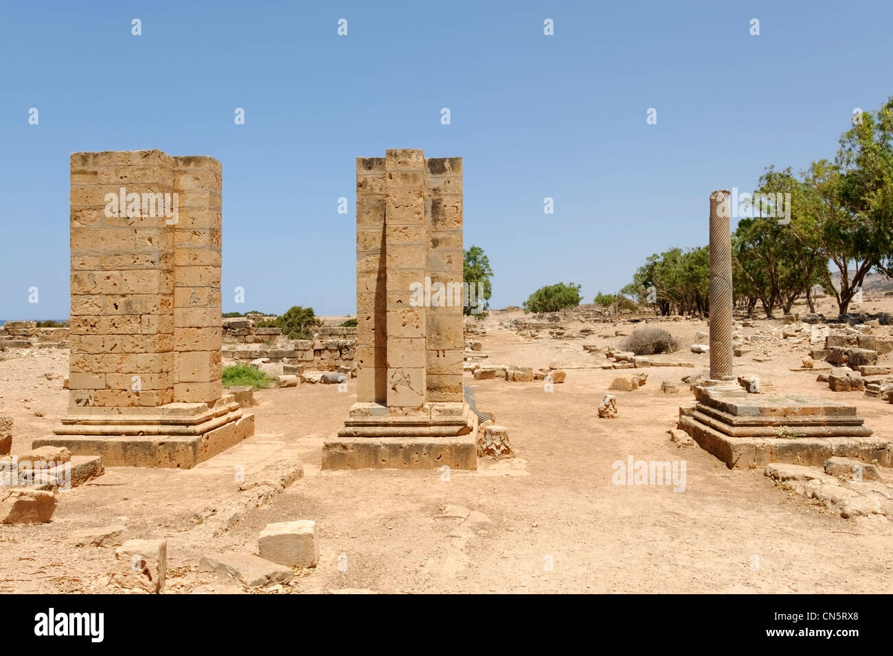 Ptolemais. Cyrenaica. Libyen. Bleibt der drei 3. Jahrhundert AD Rundbogen möglich nach benannt worden könnte die Stockfoto