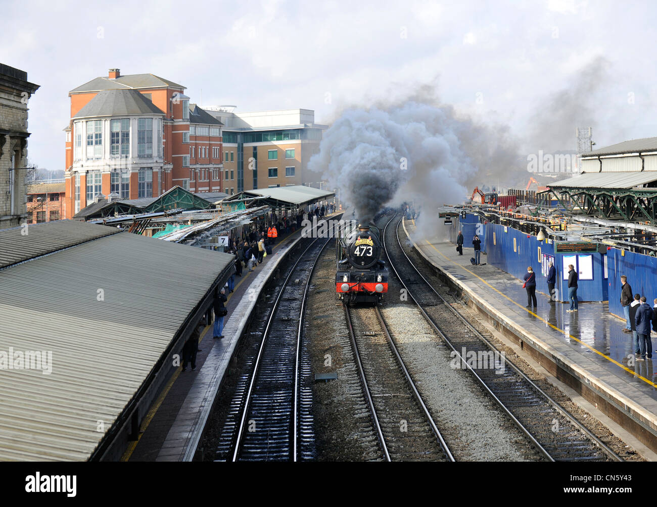 Die mit Dampf geschleppt Express am Auslesestation-1 Stockfoto