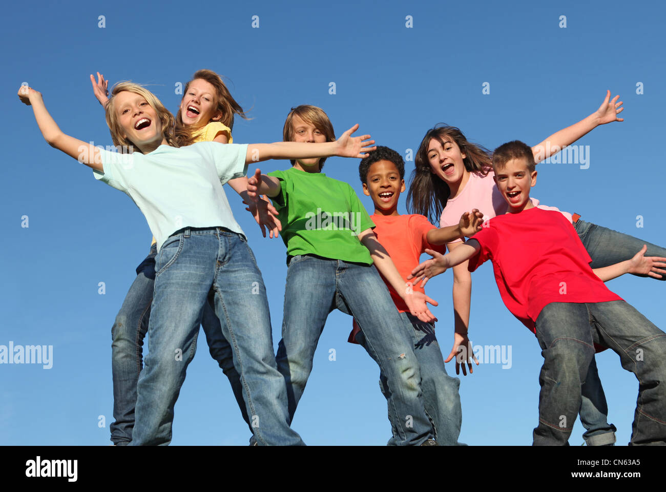 Kinder im Ferienlager Glee club Stockfoto