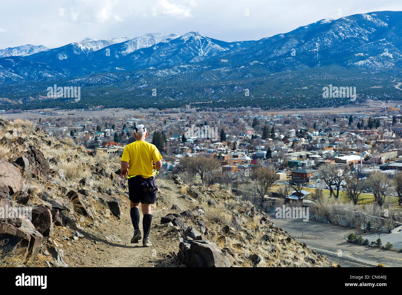 Läufer konkurrieren beim laufen durch Zeit-Marathon, Salida, Colorado, USA Stockfoto