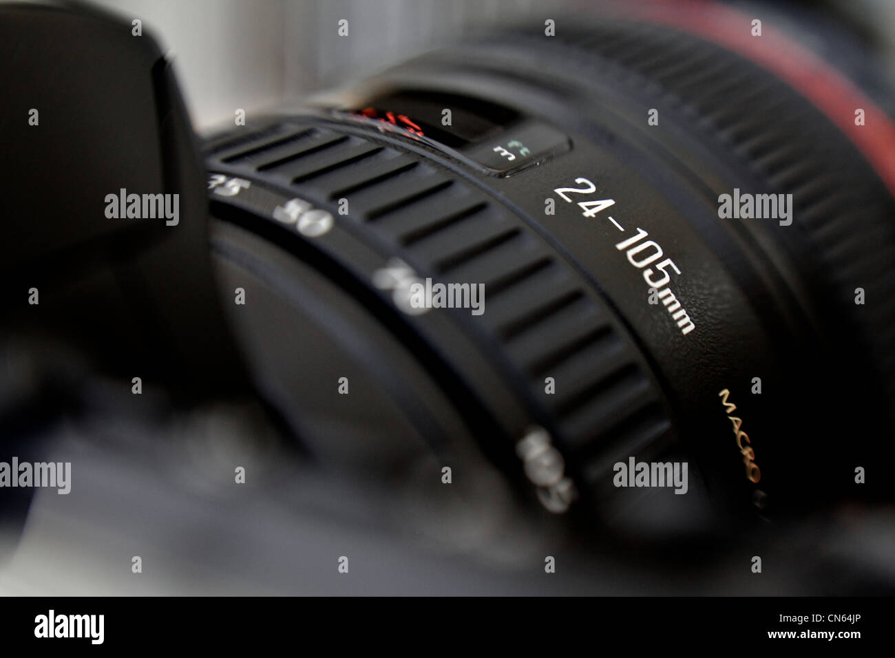 Abstrakt Nahaufnahme von einem Kamera-Objektiv Canon EF Stockfoto