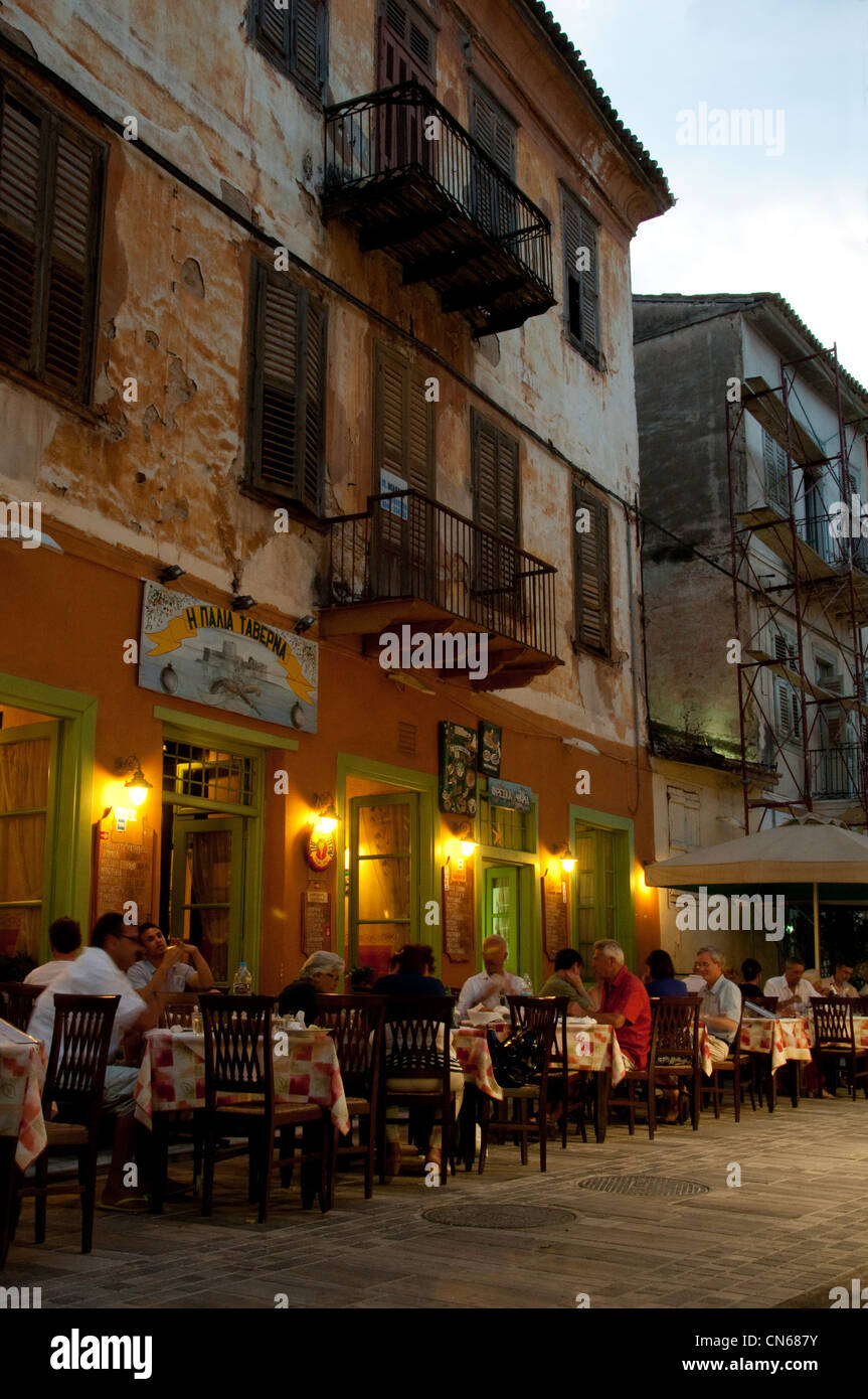 Nachtleben in Nafplion, Griechenland Stockfoto