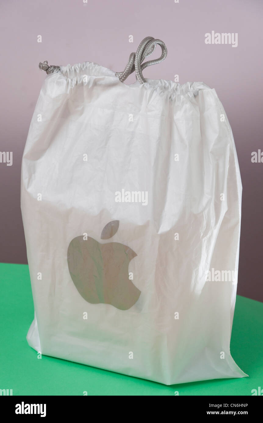 Apple-Logo der Marke Tragetasche Produktverpackung Stockfoto