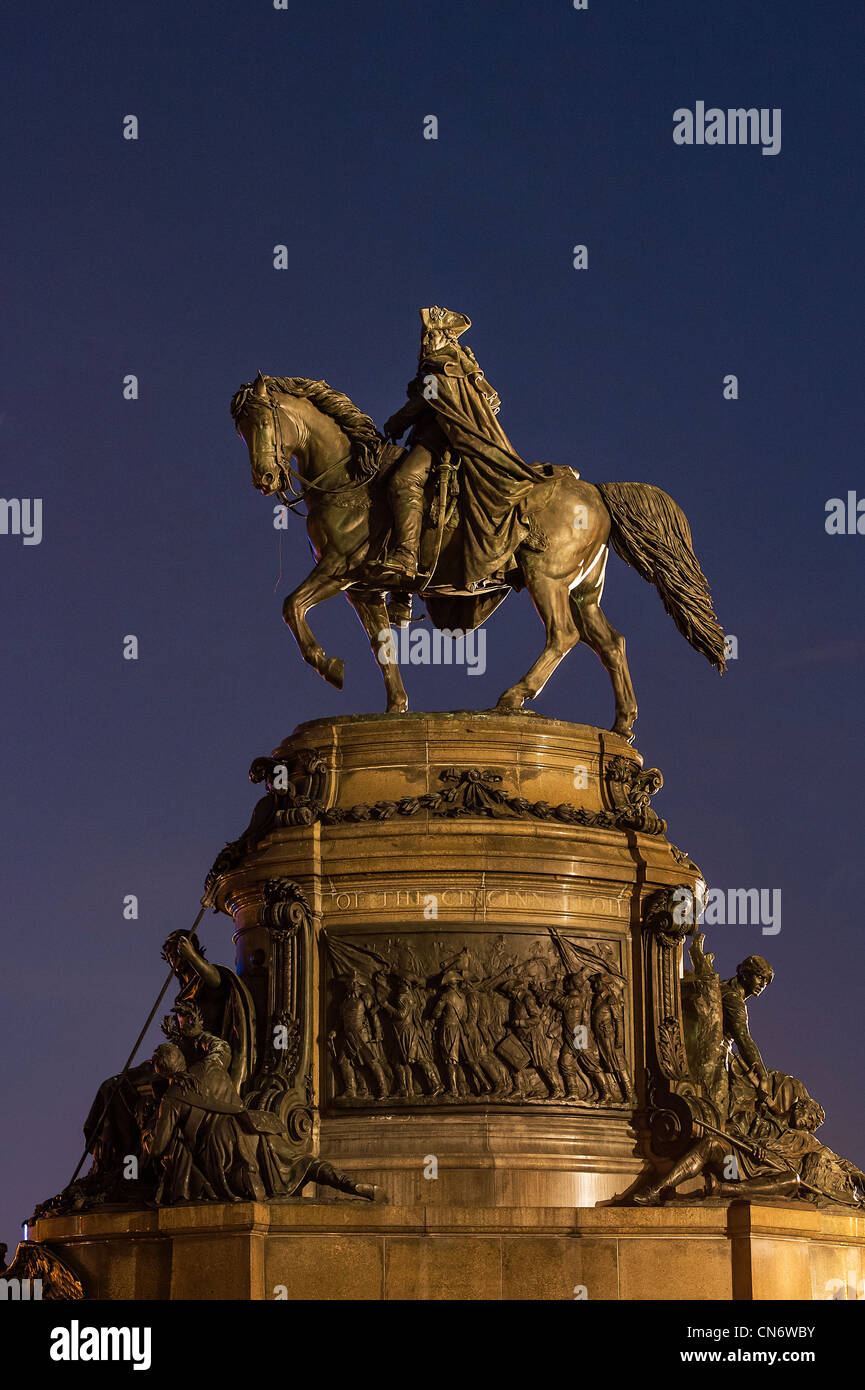 Washington Monument Bildhauerei an Eakins Oval, Philadelphia, Pennsylvania, USA Stockfoto
