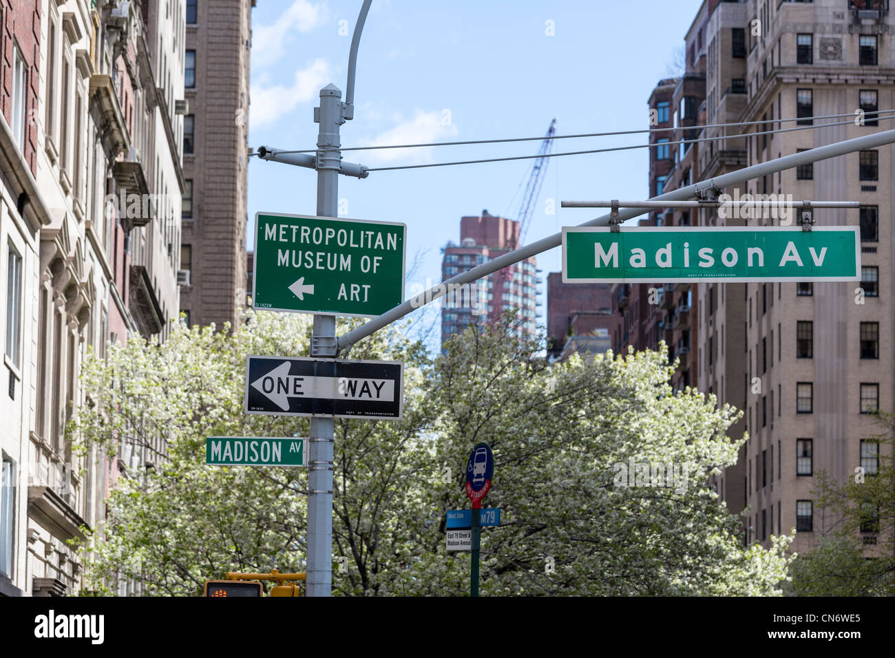 Straße Zeichen für Metropolitan Museum of Art, Madison Avenue, Manhattan, New York City, USA Stockfoto