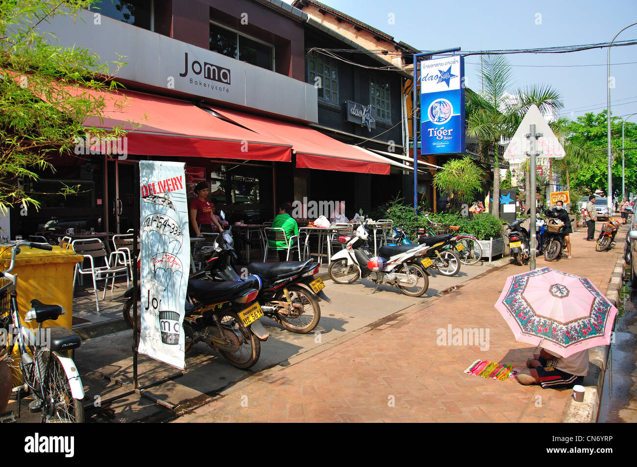 Joma-Bäckerei & Cafe, Setthathirath Road, Vientiane, Präfektur Vientiane, Laos Stockfoto