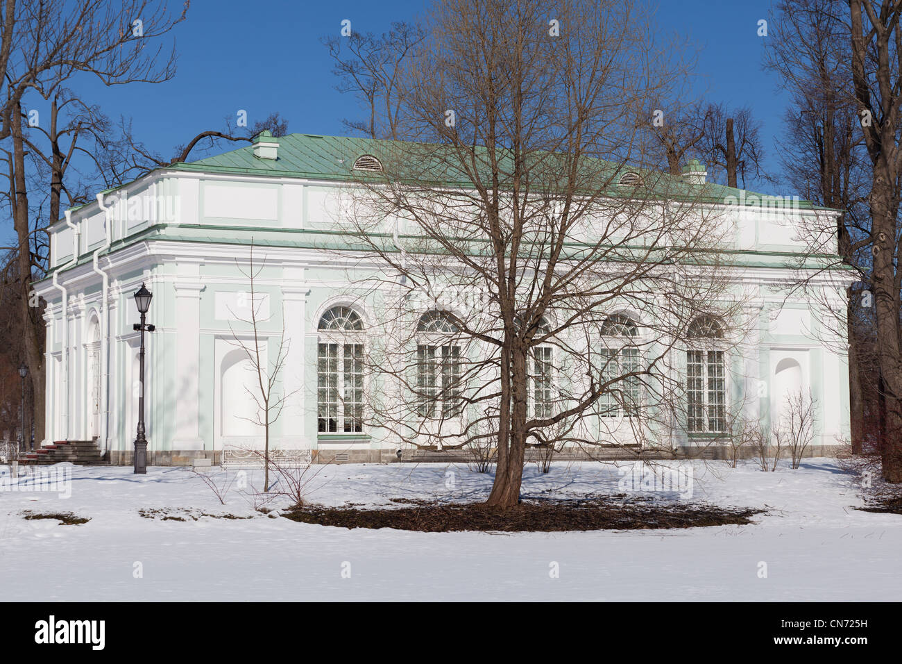 Die Halle auf der Insel Pavillon TSARSKOyE SELO, PUSCHKIN, Sankt-Petersburg Stockfoto