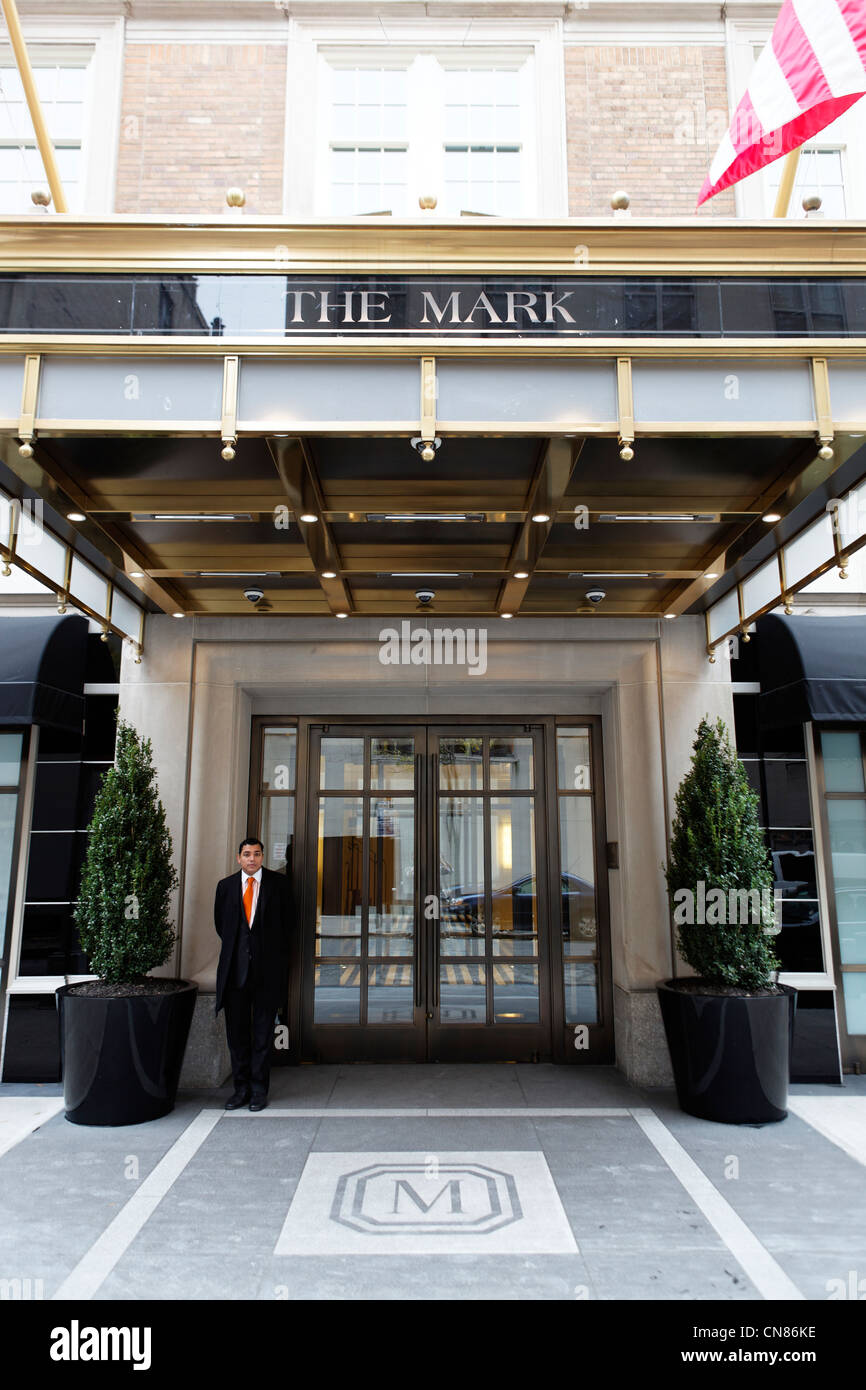 USA, New York City, Manhattan, Upper East Side, The Mark-Hotel, Eingang, Madison Avenue und 77th Street Stockfoto