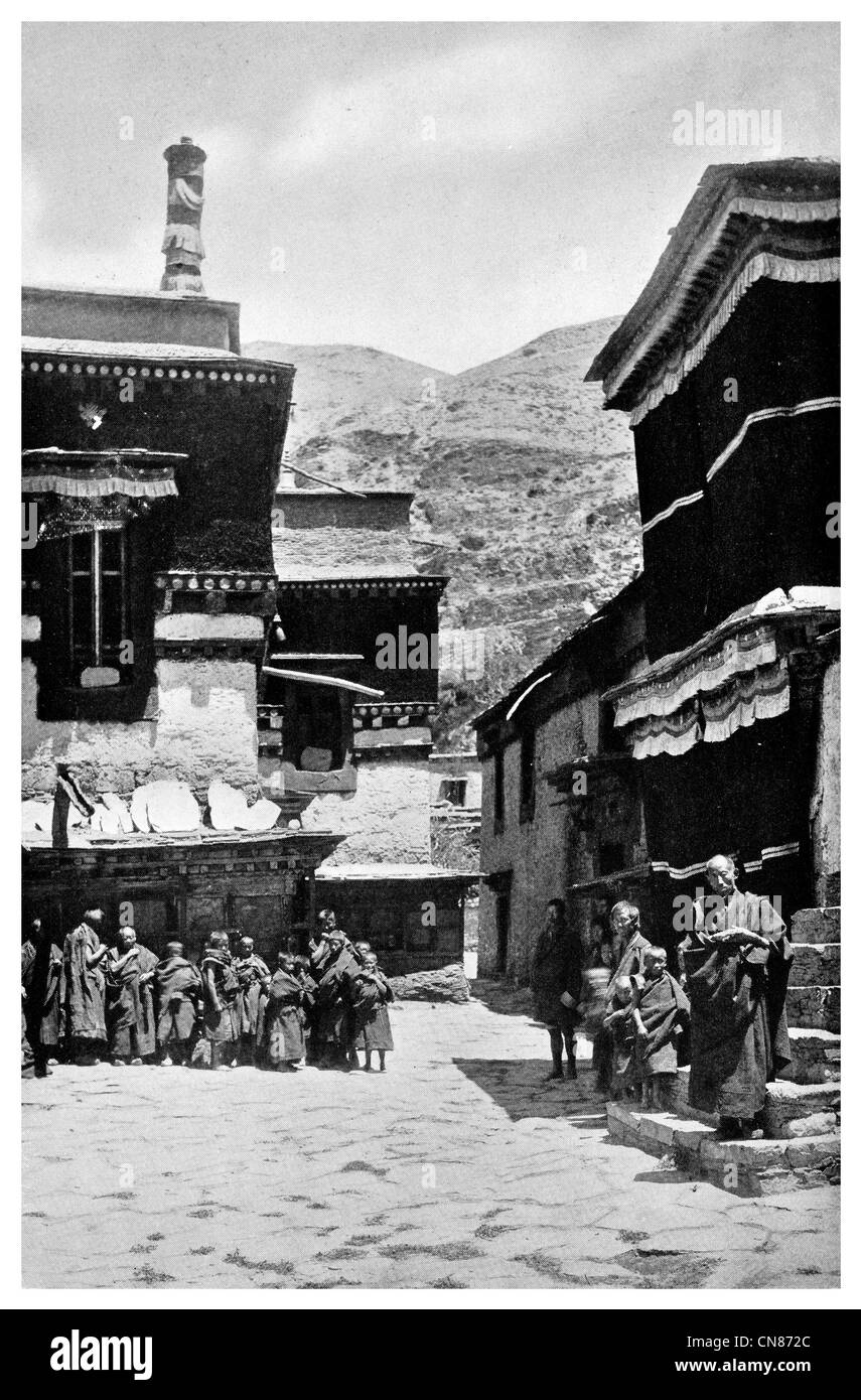 Erste veröffentlichte 1916 Lha Lung Lhalung Kloster Lamas Tibet tibetische Stockfoto