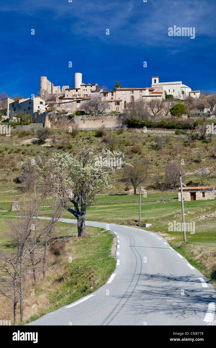 Frankreich, Var, Bargeme, Dorf am Himmel gekennzeichnet Les Plus Beaux Dörfer de France (die schönsten Dörfer Frankreichs) Stockfoto