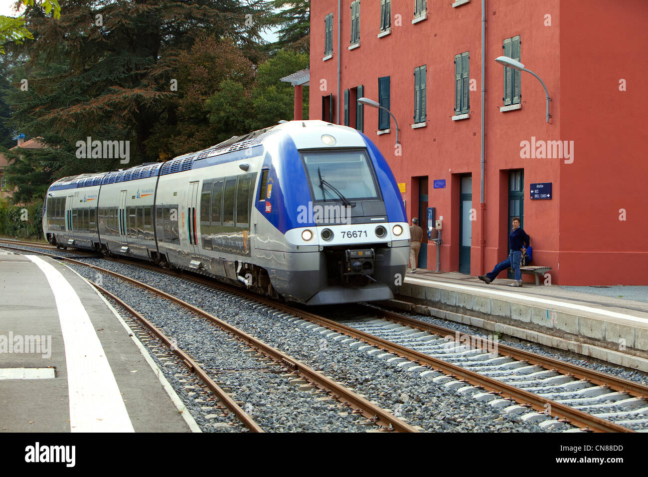 Frankreich, Alpes Maritimes, Essen-Tal, Sospel, trainieren des Vallée des Merveilles (Tal der Wunder), TER Linie (regionale Stockfoto