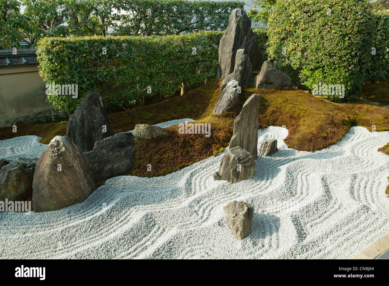 Zuiho-in ist bekannt für seine modernen Karesansui oder trockenen Zen Landschaft Garten Königshauses Lby Shigemori Mirei. Stockfoto