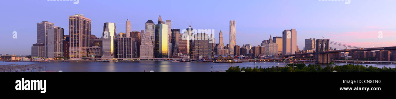 Weitwinkel-Panorama von New York City an den Financial District Stockfoto