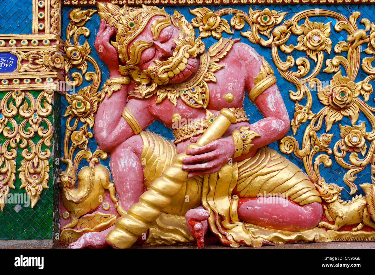 Hanuman Figur, eingraviert auf Tempelmauer, Tempel, Chiang Mai, Thailand Stockfoto