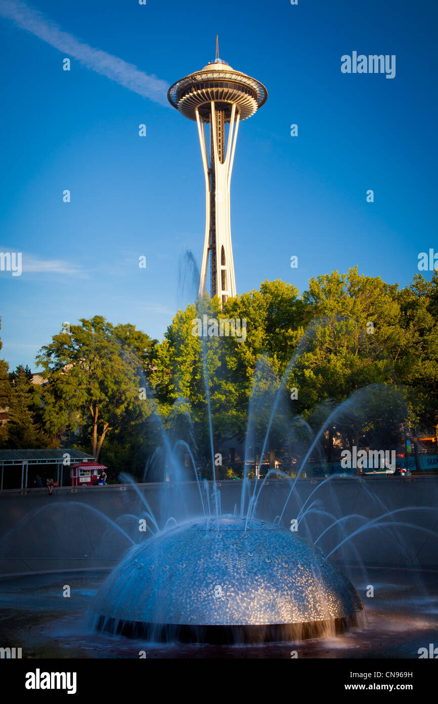 Space Needle und internationalen Brunnen im Seattle Center in Seattle, Washington Stockfoto
