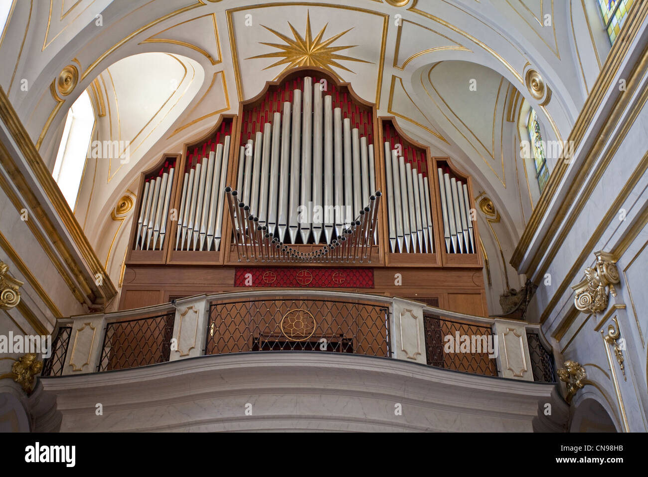 Herrliche Kirche Orgel, in der Kirche von Positano, Amalfiküste, UNESCO-Weltkulturerbe, Kampanien, Italien, Mittelmeer, Europa Stockfoto