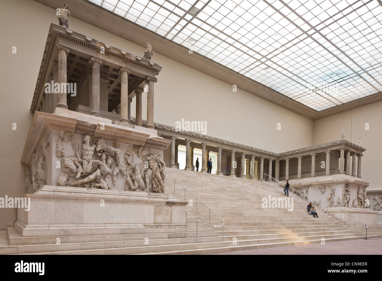 Deutschland, Berlin, Museumsinsel, Pergamonmuseum (Pergamonmuseum), große Altar von Pergamon, eine religiöse Monument aus der Stockfoto