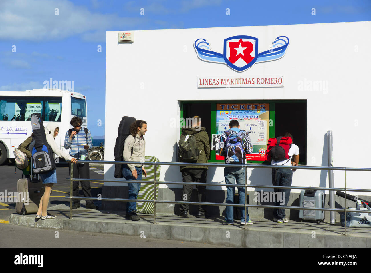 Kanarische Inseln - Orzola, nördlichen Hafen Lanzarote, Ausgangspunkt für Fähren und Inseln. Fähre zur Isla De La Graciosa. Stockfoto