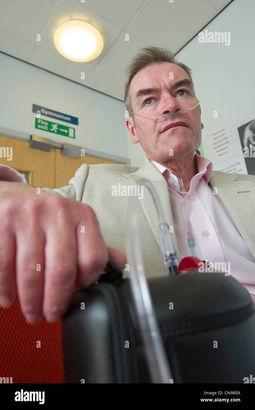 Ein Ex-Bergarbeiter leiden Pneumokoniose Behandlung Mittelpunkt Atmung, Rotherham Stockfoto