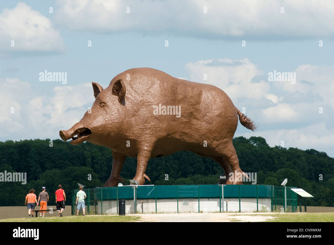 Frankreich, Ardennen, Saulces Monclin, Woinic ist das größte Wildschwein der Welt, das Symbol der Ardennen, 10 Meter hoch, 14 Stockfoto