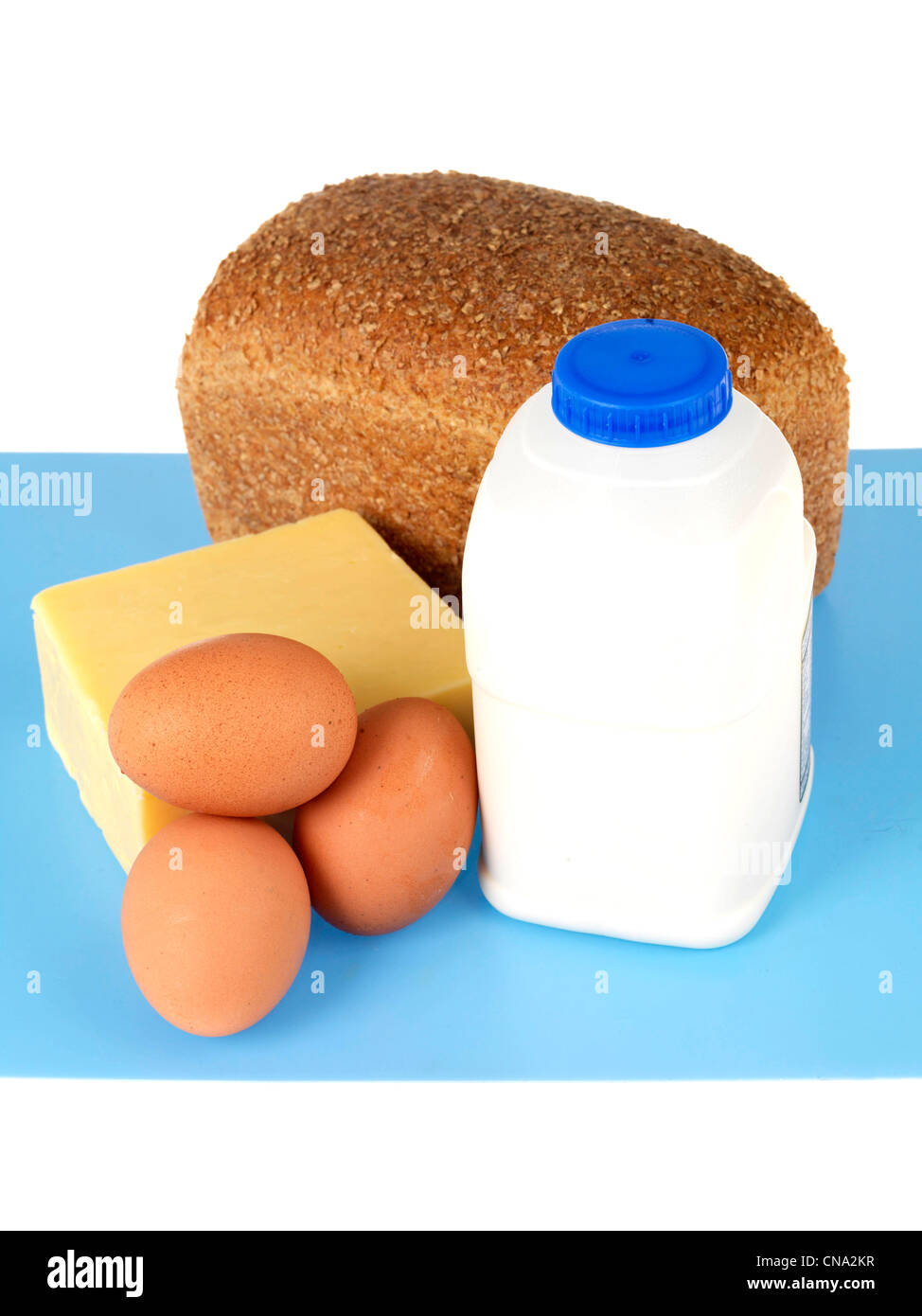 Milch-Käse-Eiern und Brot Stockfoto