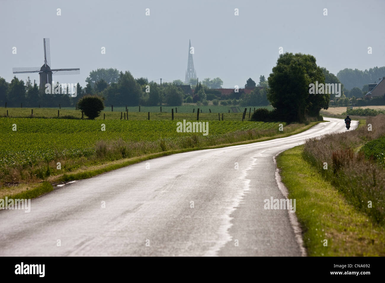 Frankreich, Nord, Steenvoorde auf der Straße zum Dorf Stockfoto