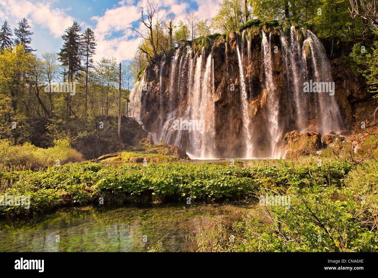Plitvicer Wasserfälle. (Plitvička) Plitvice Lakes National Park, Kroatien. Ein UNESCO-Weltkulturerbe Stockfoto