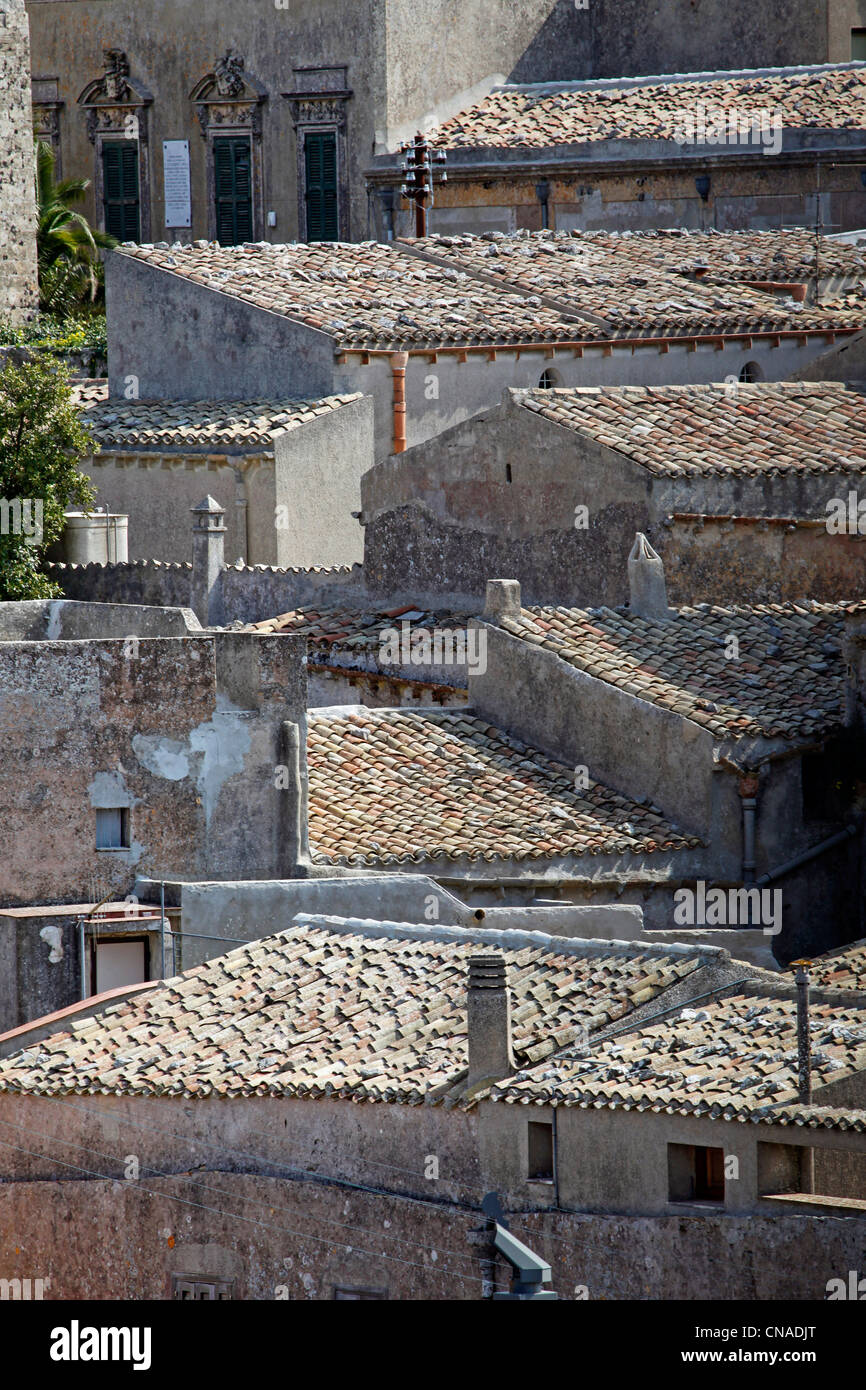 Die Dächer von Erice, Sizilien, Italien Stockfoto