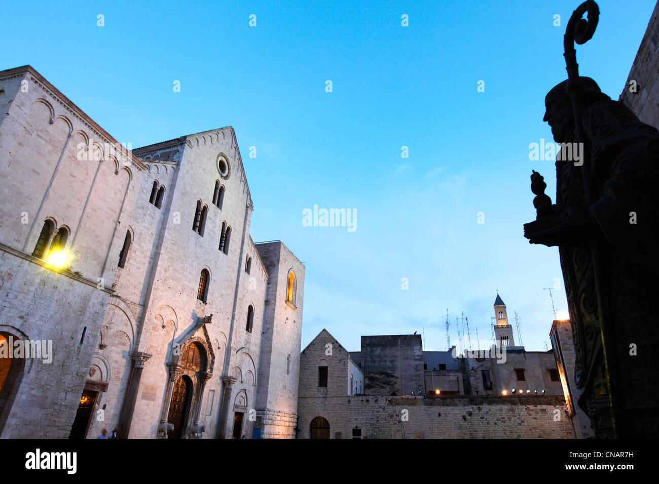 Italien, Apulien, Bari, die Altstadt, Basilica di San Nicola (St Nicholas Basilica) erbaut zwischen 1087 und 1197, während die Stockfoto