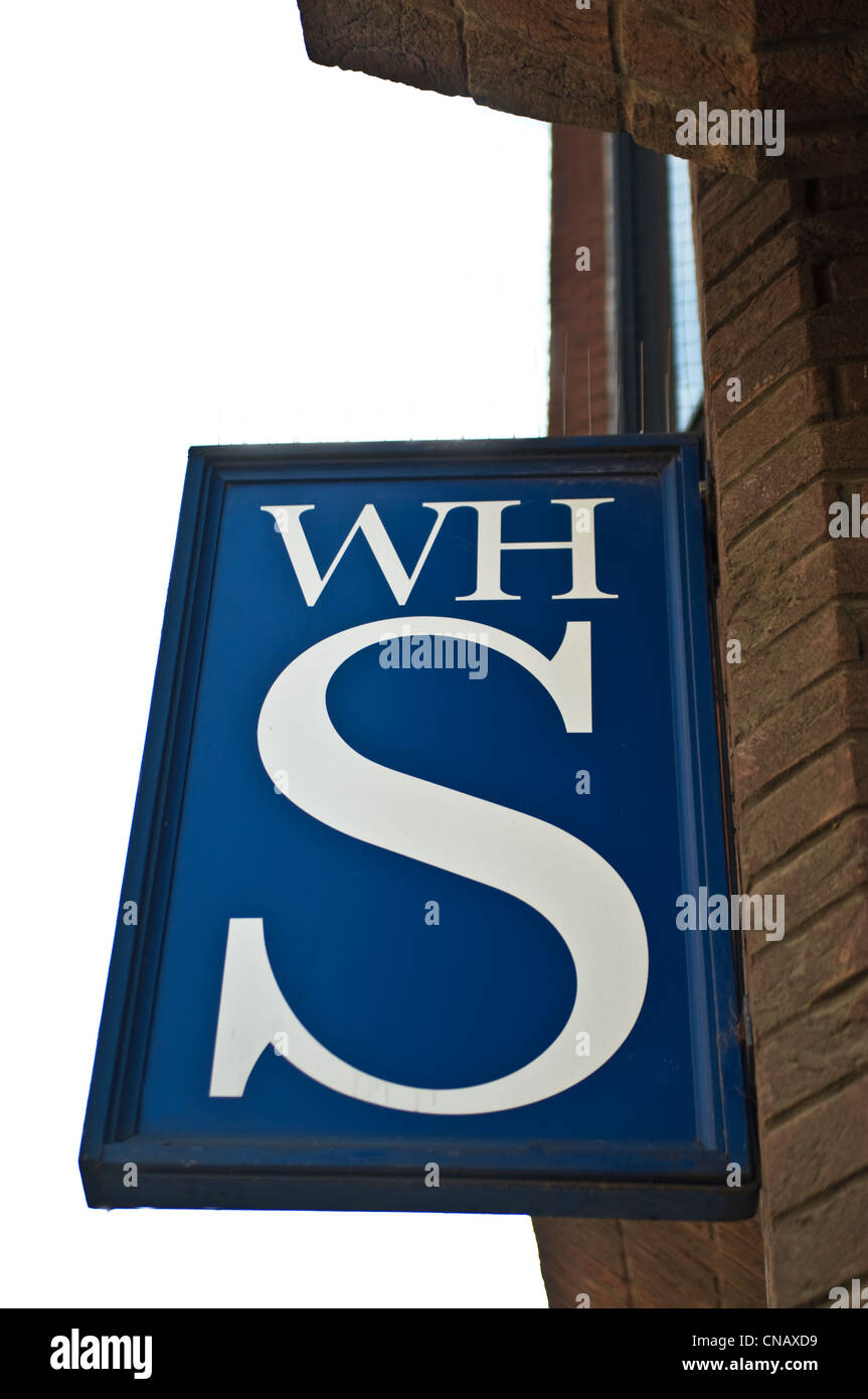 Eine WHSmiths speichern-Zeichen, UK Stockfoto