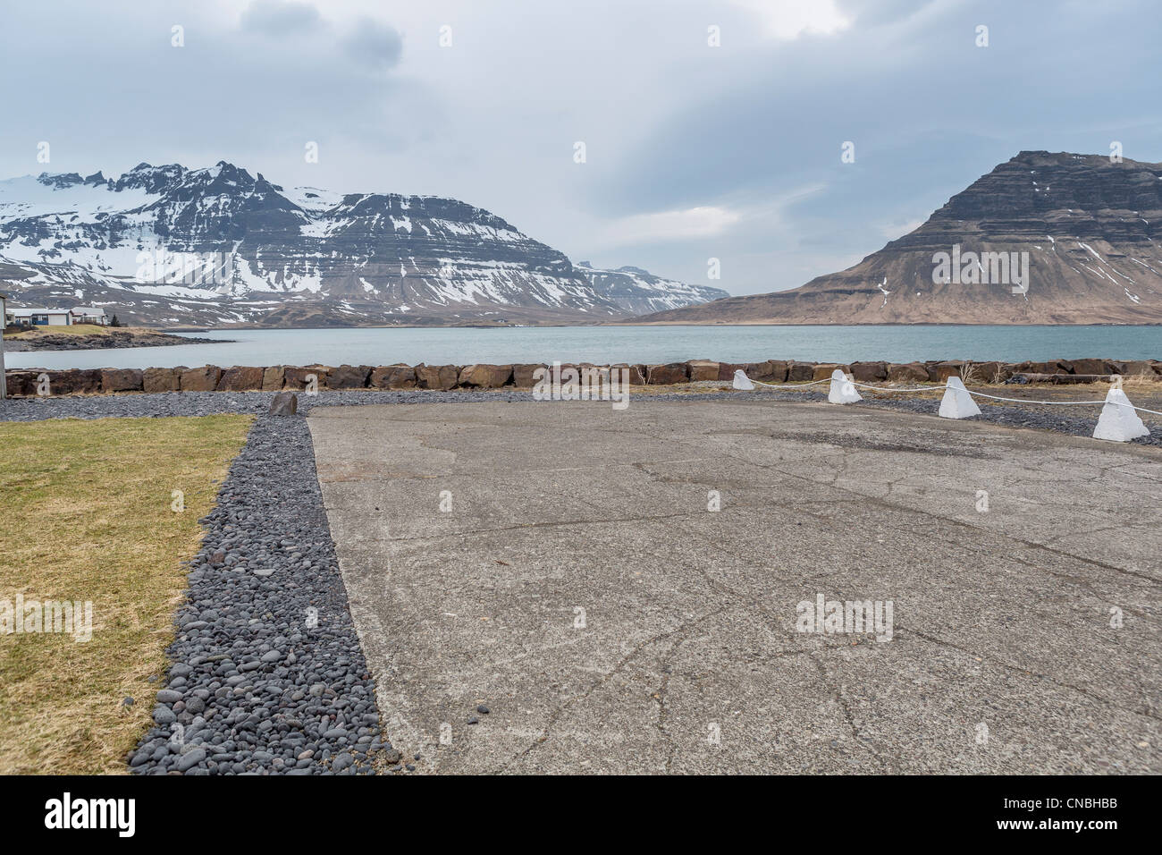 Straße, Berg Kirkjufell, Grundarfjordur, Island Stockfoto