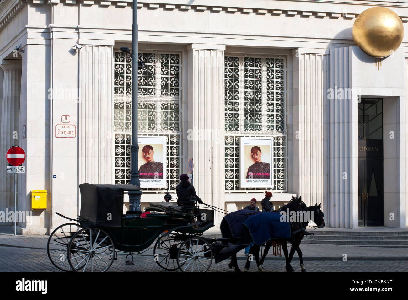 Österreich, Wien, Freyung, Kunstforum, gebaut im Jahr 1989 von österreichischen Architekten Gustav Peichl für die Bank Austria, Ausstellungsraum für Stockfoto