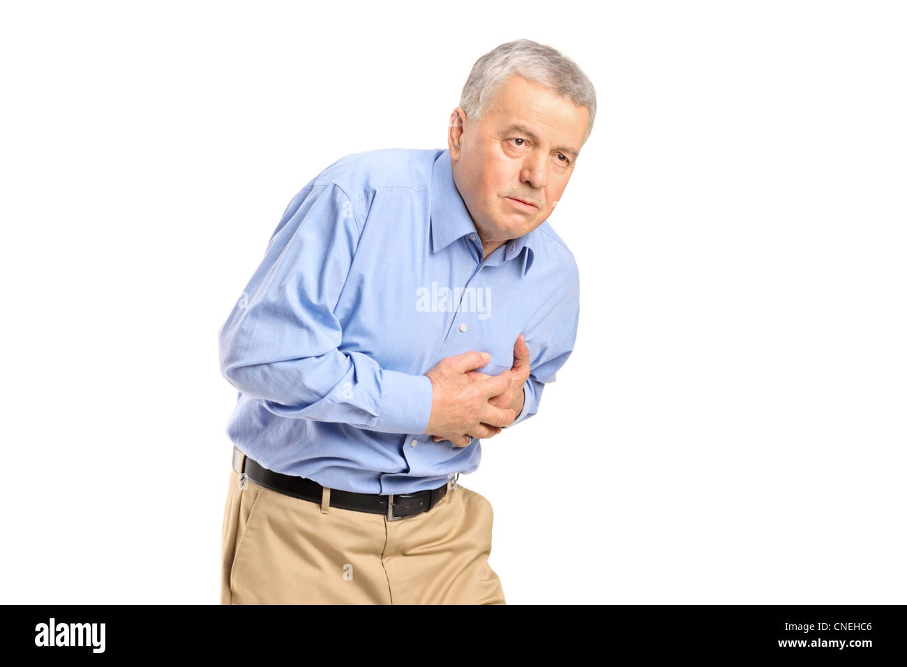 Ältere Mann einen Herzinfarkt isoliert auf weißem Hintergrund Stockfoto