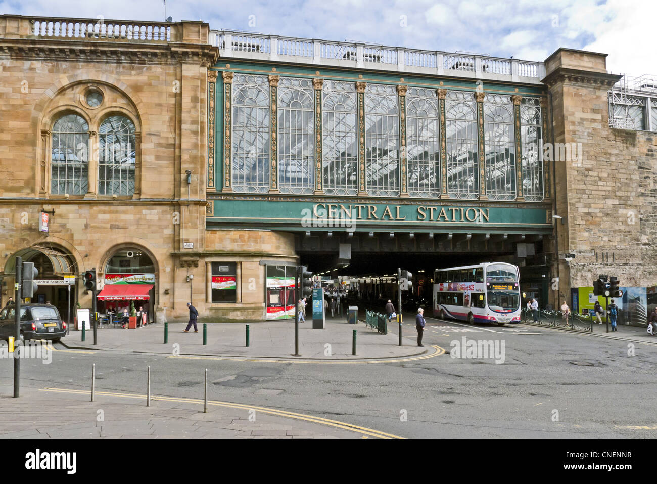 Glasgow Central Railway Station spanning Argyle Street in Glasgow Schottland von der Westseite des Bahnhofs gesehen. Stockfoto