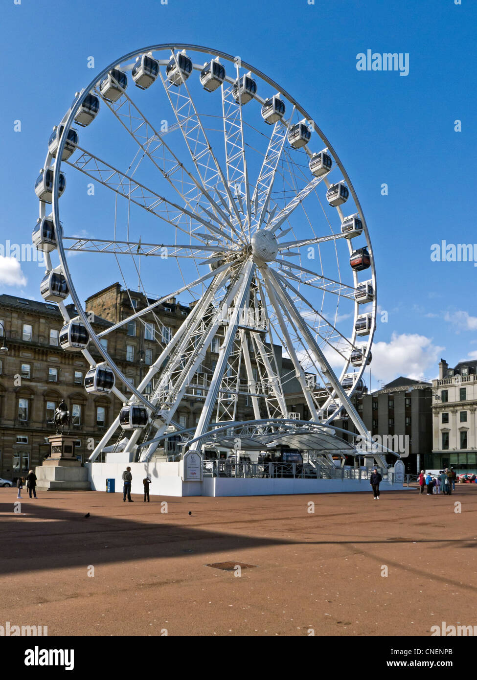 Wheel of Glasgow in George Square Glasgow Schottland präsentiert von großen Sehenswürdigkeiten der Stadt. Stockfoto