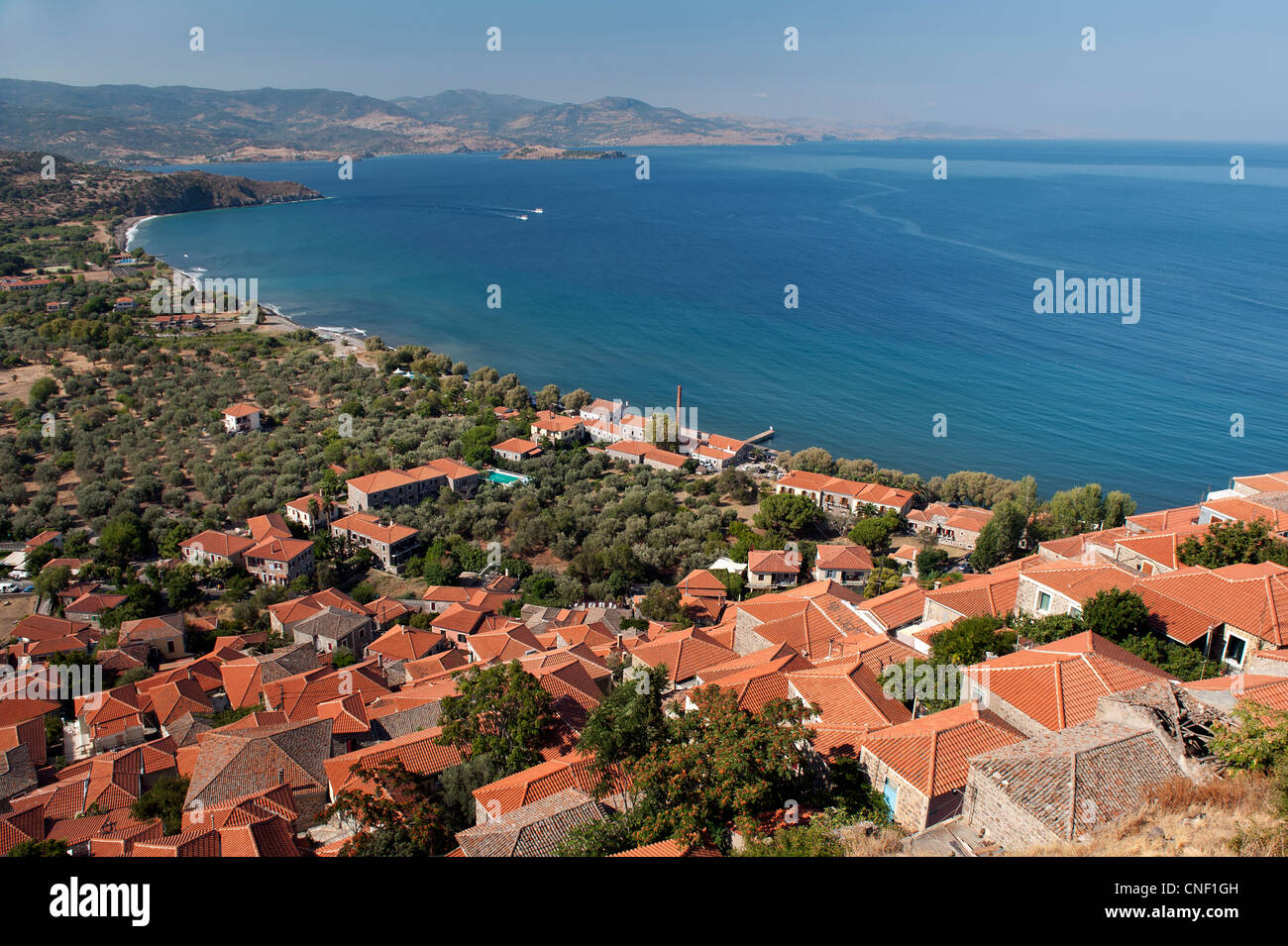 Luftaufnahme des Ägäischen Meeres von Molyvos Olive Press Hotel Lesbos Griechenland Stockfoto