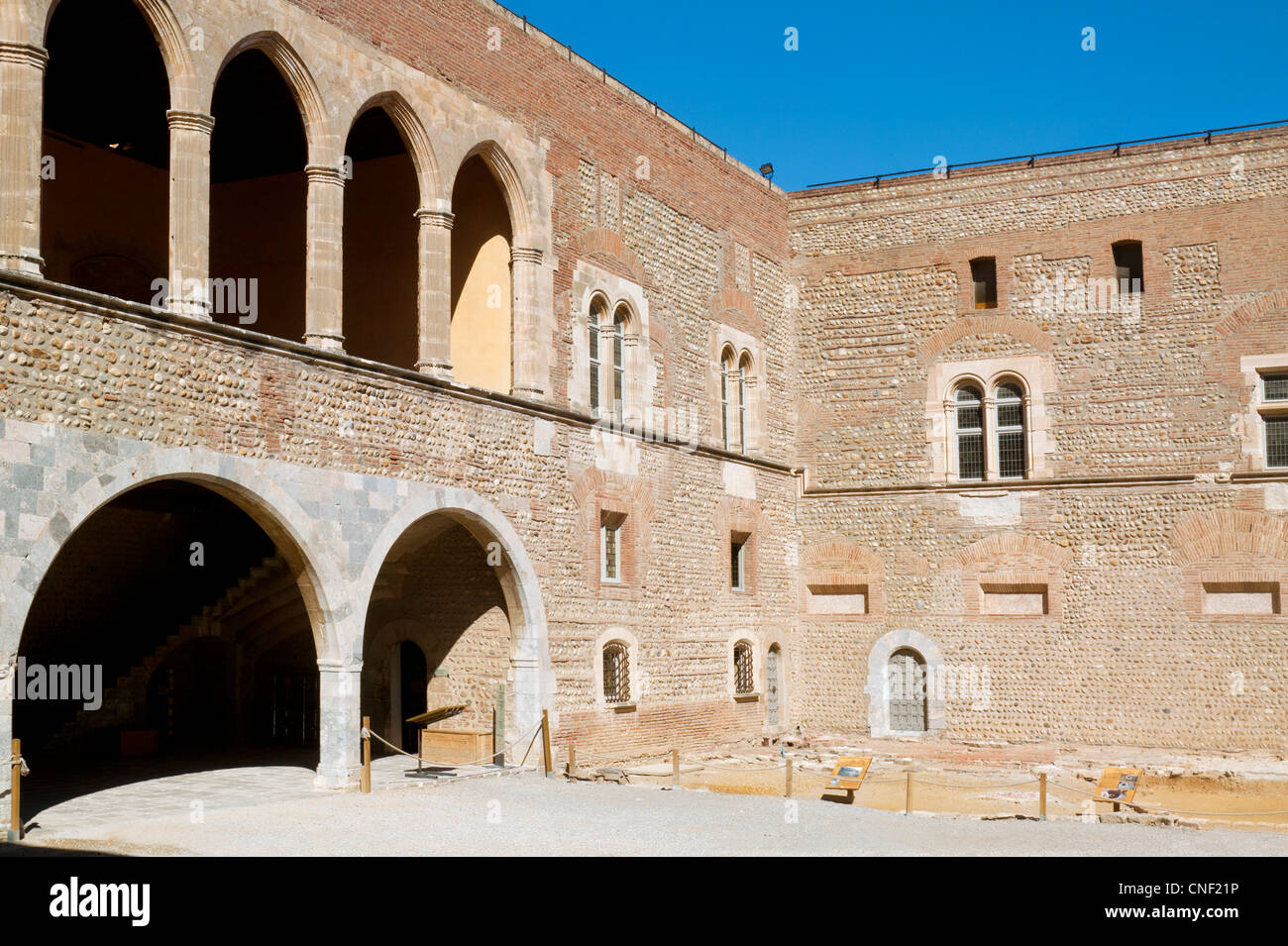 Palais Des Rois De Mallorca, Perpignan, Pyrenäen Orientales, Languedoc-Roussillon, Frankreich Stockfoto