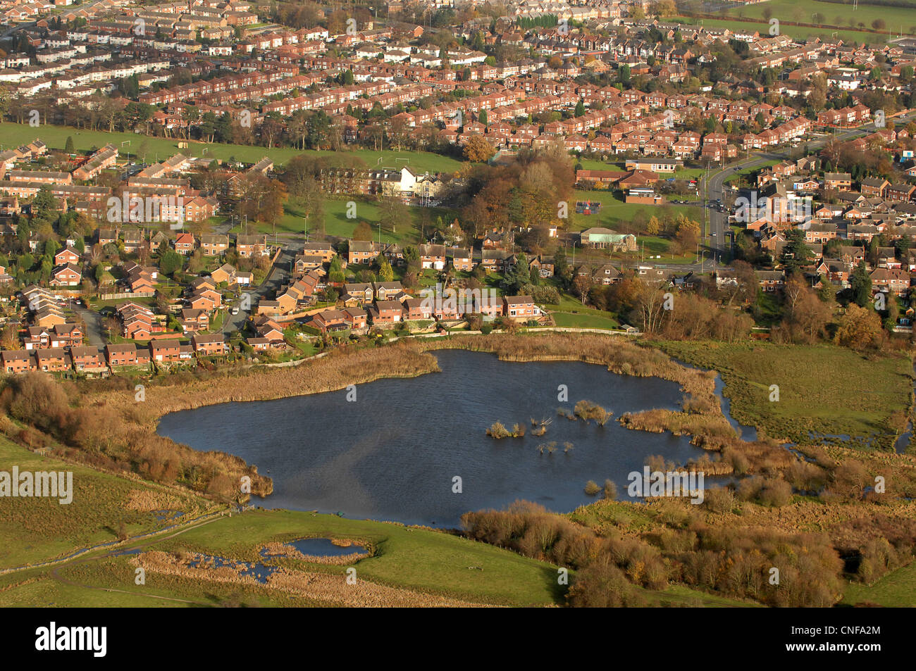 Luftaufnahme des Gehäuses um Doxey Marshes in Stafford. Stockfoto