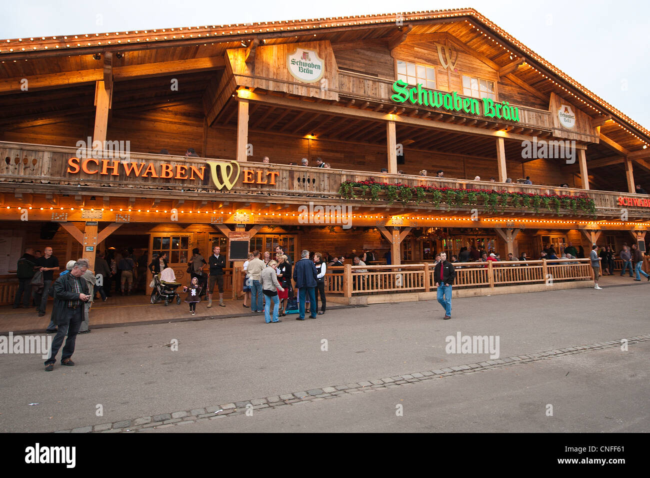 Schwaben Brau Bierhalle an das Cannstatter Volksfest, Cannstatter Wasen, Stuttgart, Deutschland. Stockfoto