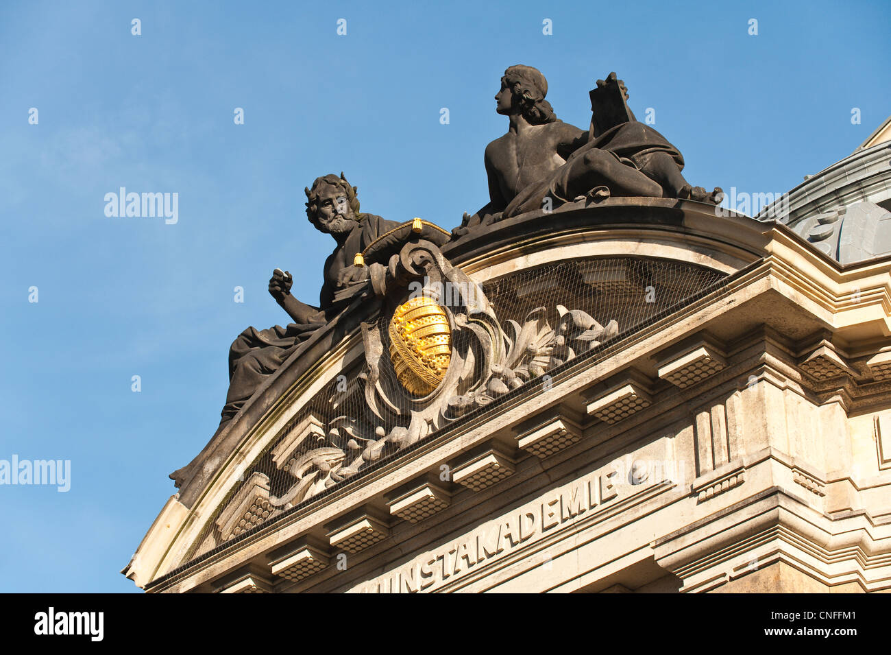 Skulpturen an der Akademie der bildenden Künste, Dresden, Deutschland. Stockfoto