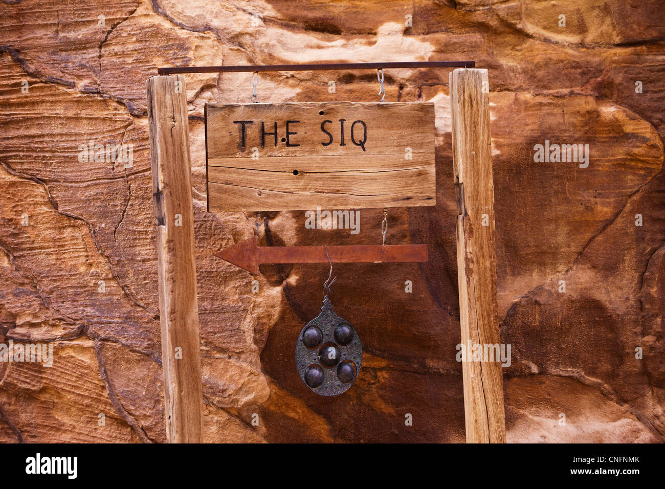 Eingang zum (Al-Siq) Siq, Wadi Musa, Petra, Jordanien, Westasien Stockfoto