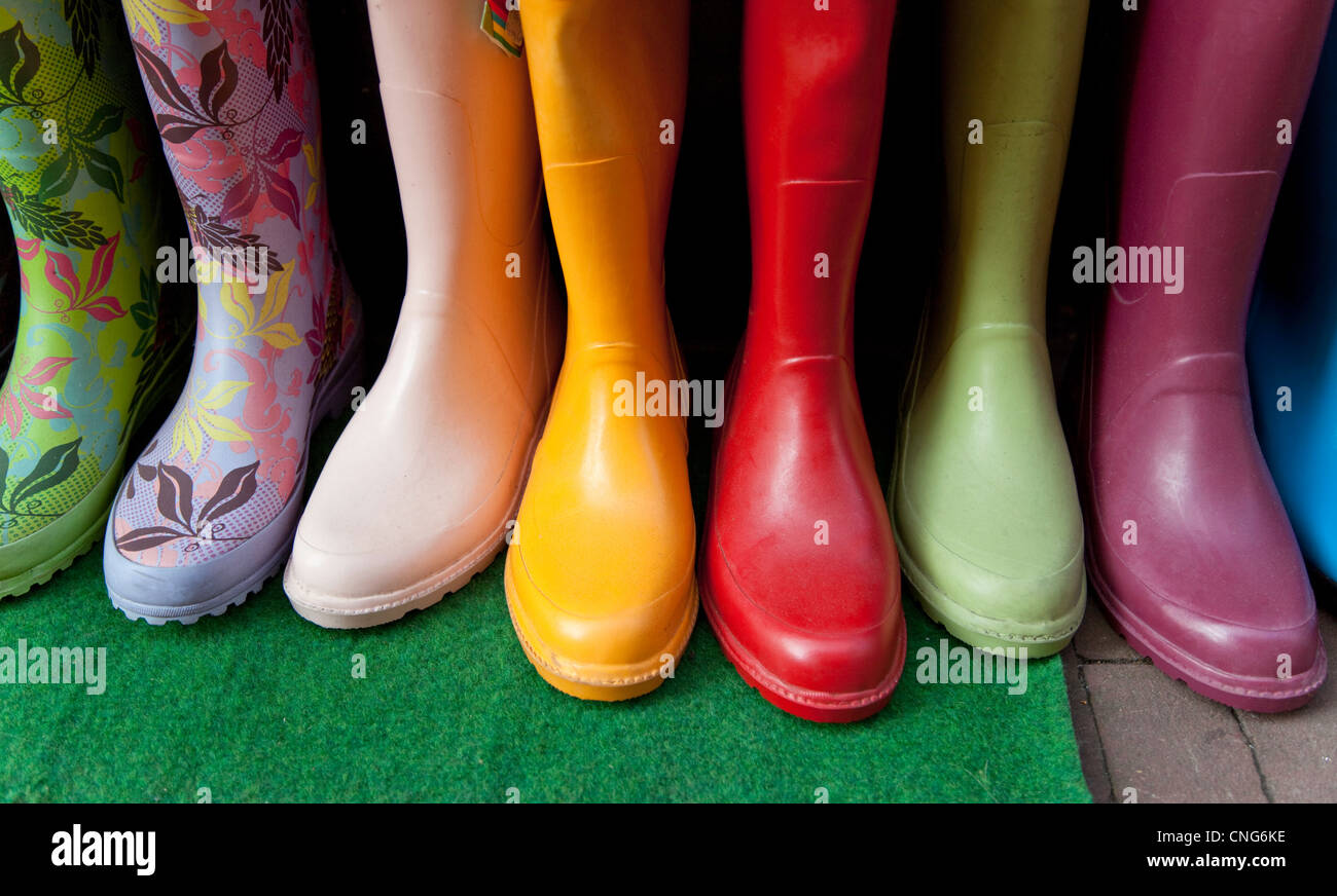 Bunte Gummistiefel Stockfoto