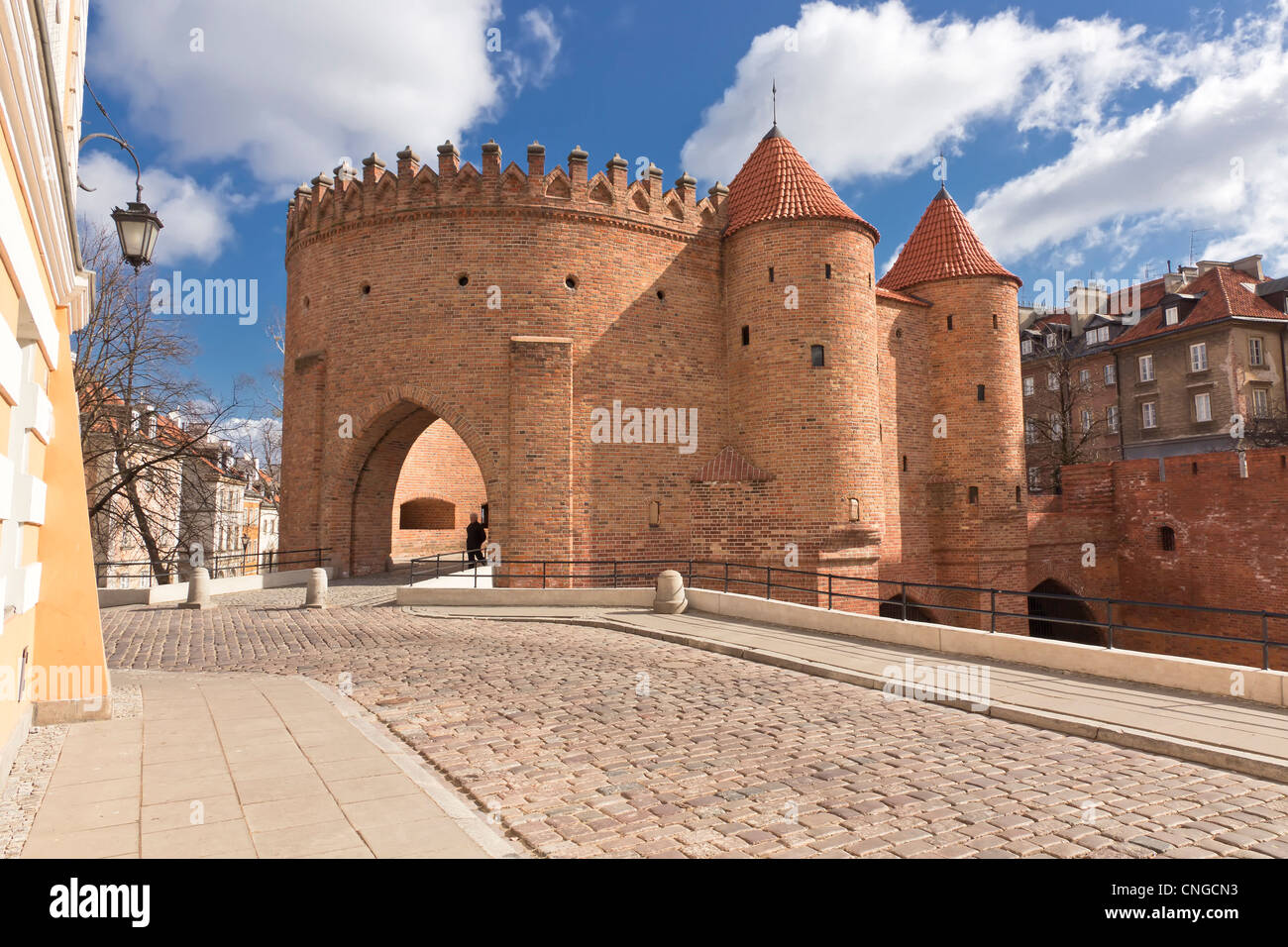Sehenswürdigkeiten von Polen. Warschauer Altstadt mit Renaissance Barbican Stockfoto