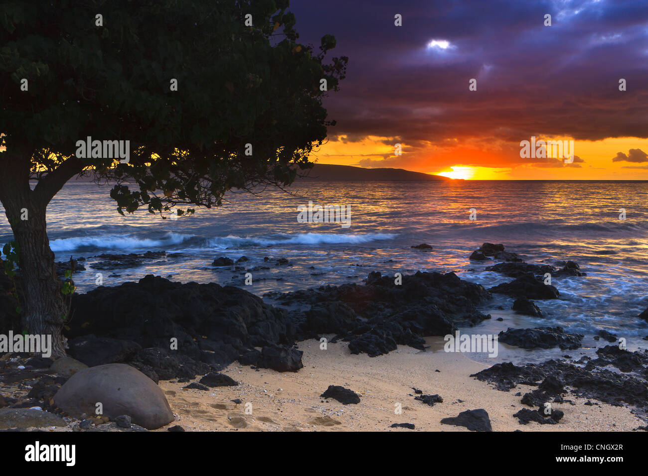 Sonnenuntergang am Ahihi Kinau Natural Area Reserve, Maui, Hawaii Stockfoto